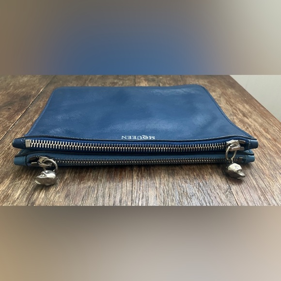 Authentic Alexander McQueen Dual pouch - Picture 9 of 10